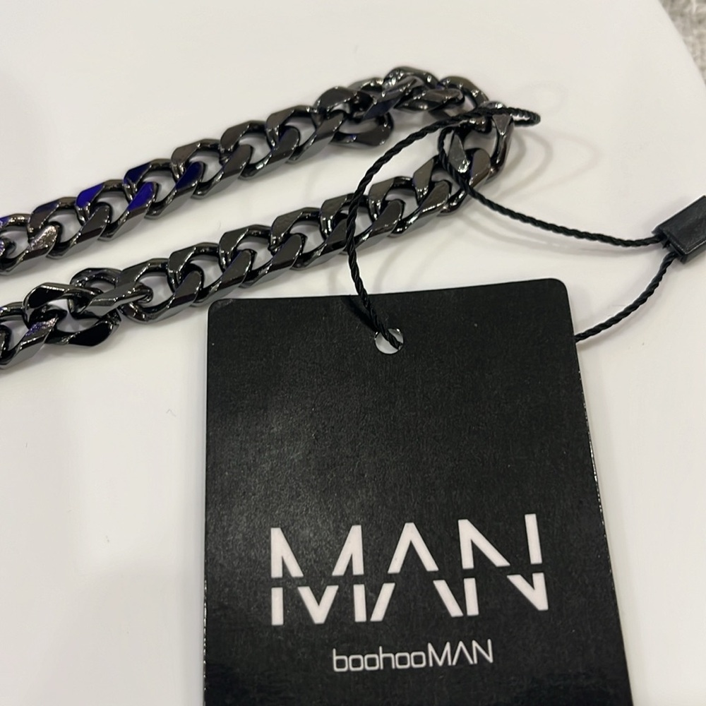 BOOHOO MAN BLACK CHAIN NECKLACE  APROX 18 in BRAND NEW